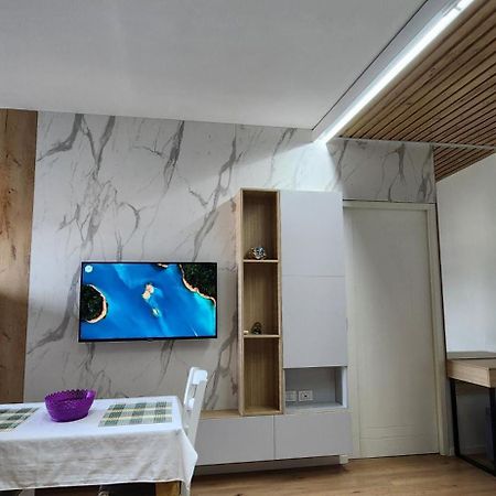 Avalona Apartment 2 Vlora Kültér fotó