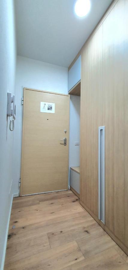 Avalona Apartment 2 Vlora Kültér fotó