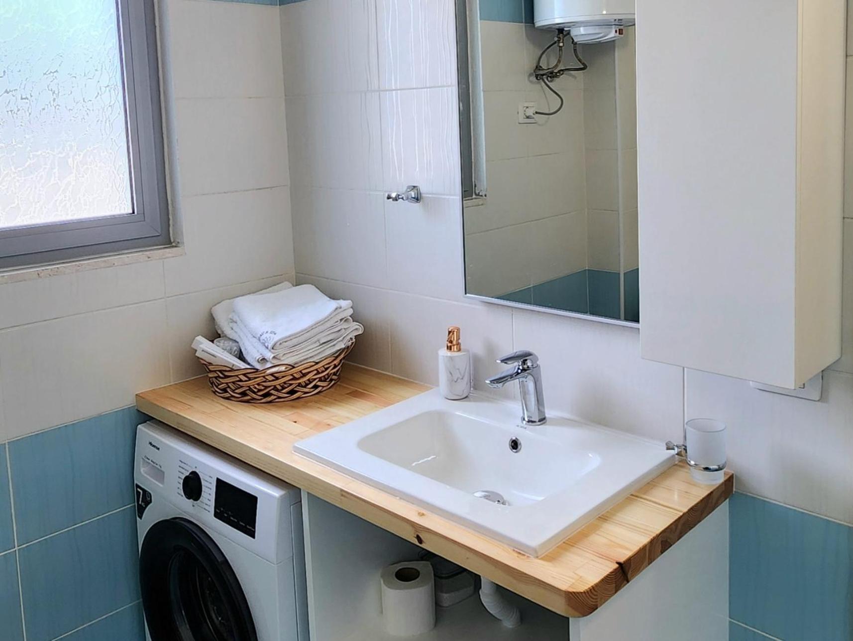 Avalona Apartment 2 Vlora Kültér fotó